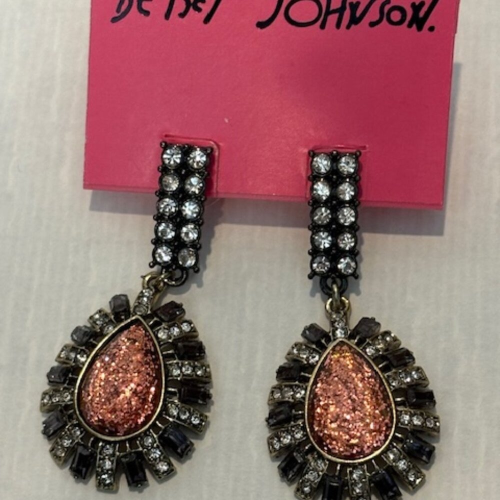 Betsey Johnson drop earrings-Teardrop shaped-Peach Crystal & rhinestones